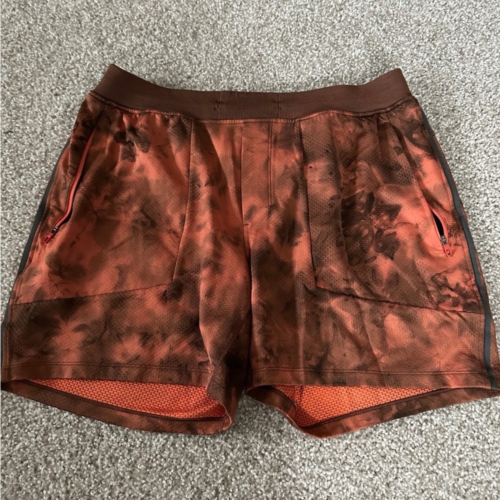 Lululemon Textured Tech Short 7" Diamond Dye Warm Coral Seared Grey